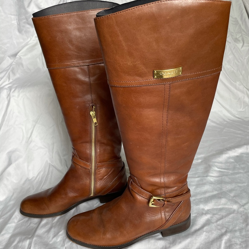 Coach boots